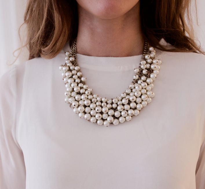 Business Casual – statement necklace!