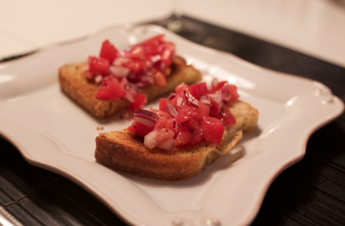 Middagstips: Bruschetta och Hot Enchiladas